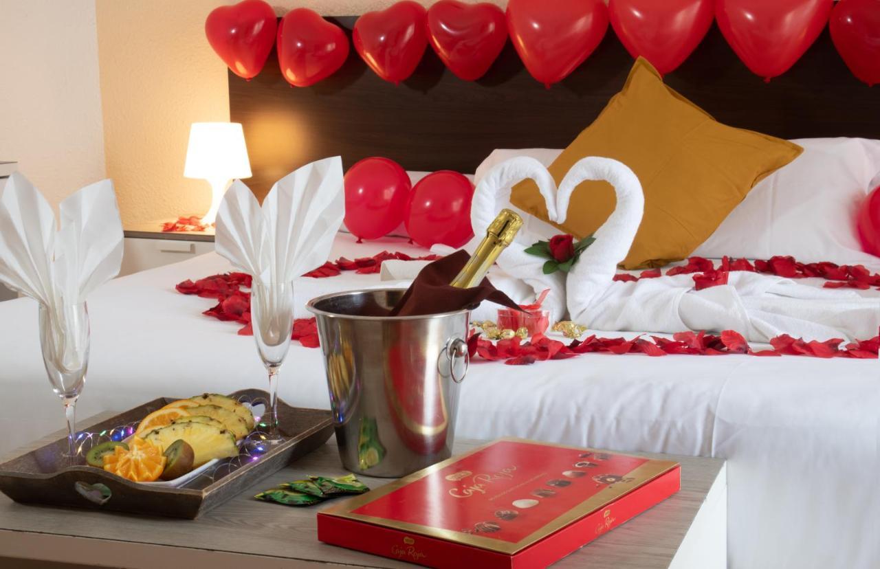 Adia Hotel Cunit Playa المظهر الخارجي الصورة