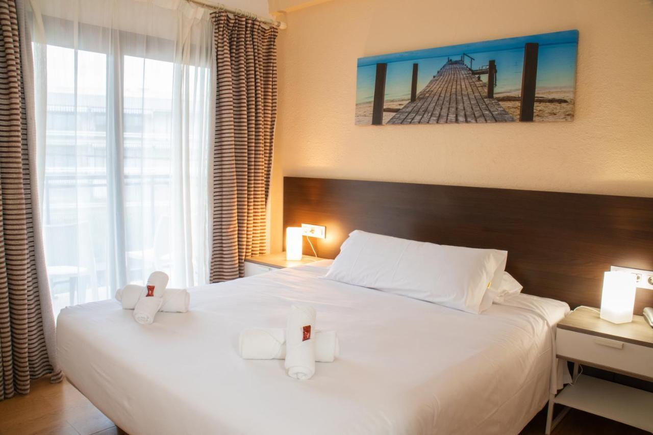 Adia Hotel Cunit Playa المظهر الخارجي الصورة
