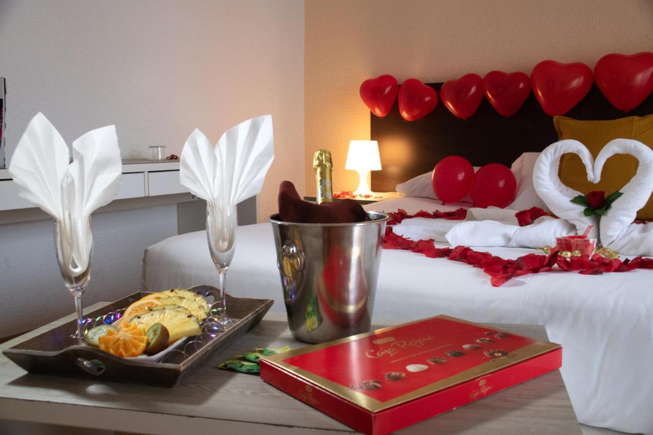 Adia Hotel Cunit Playa المظهر الخارجي الصورة