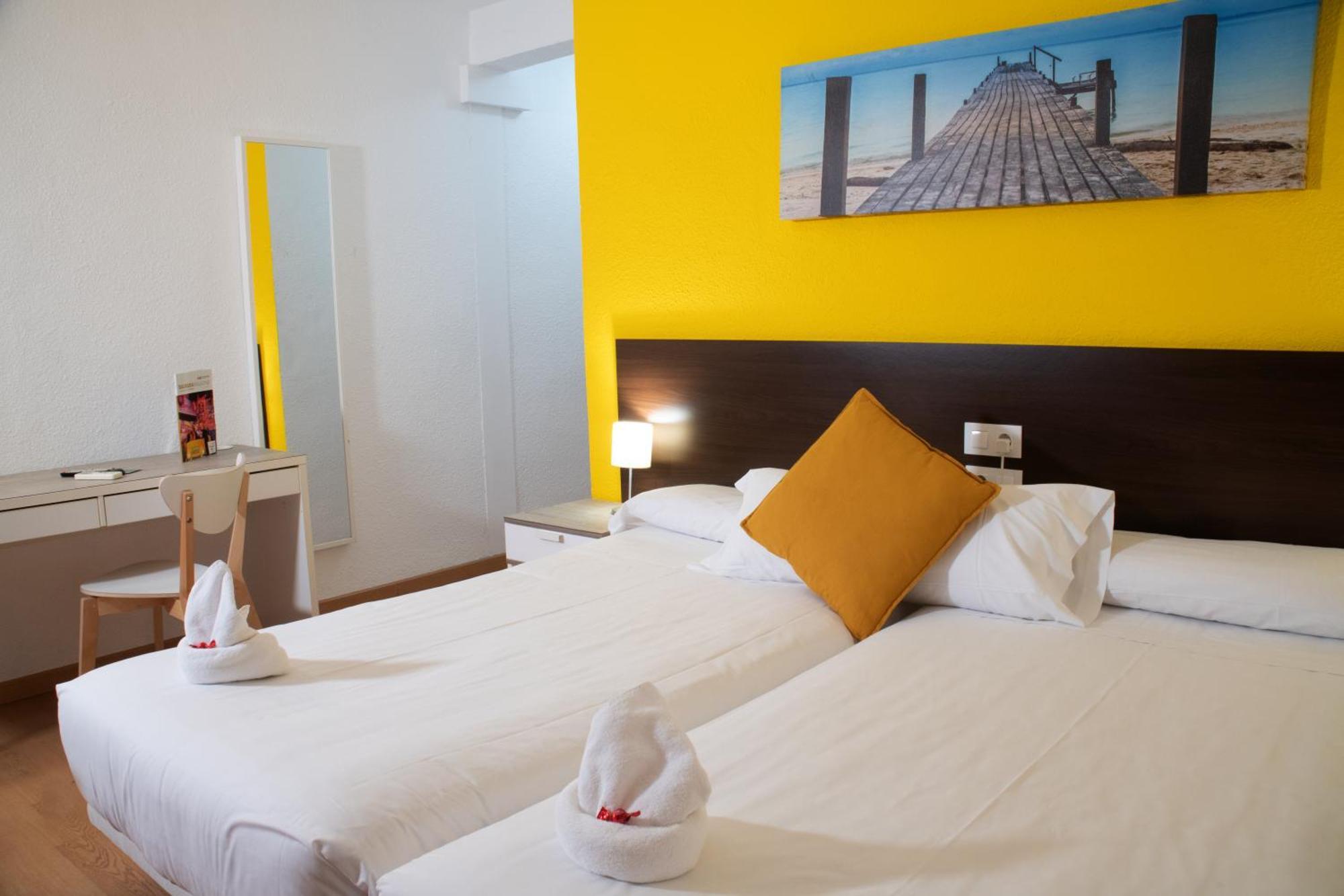Adia Hotel Cunit Playa المظهر الخارجي الصورة