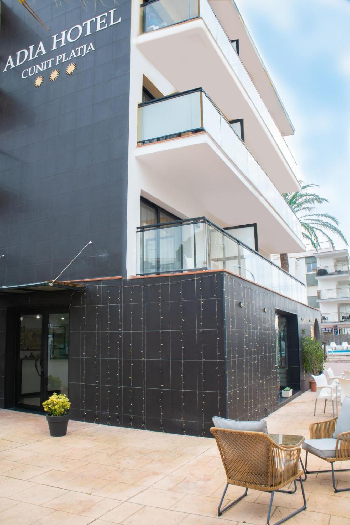 Adia Hotel Cunit Playa المظهر الخارجي الصورة