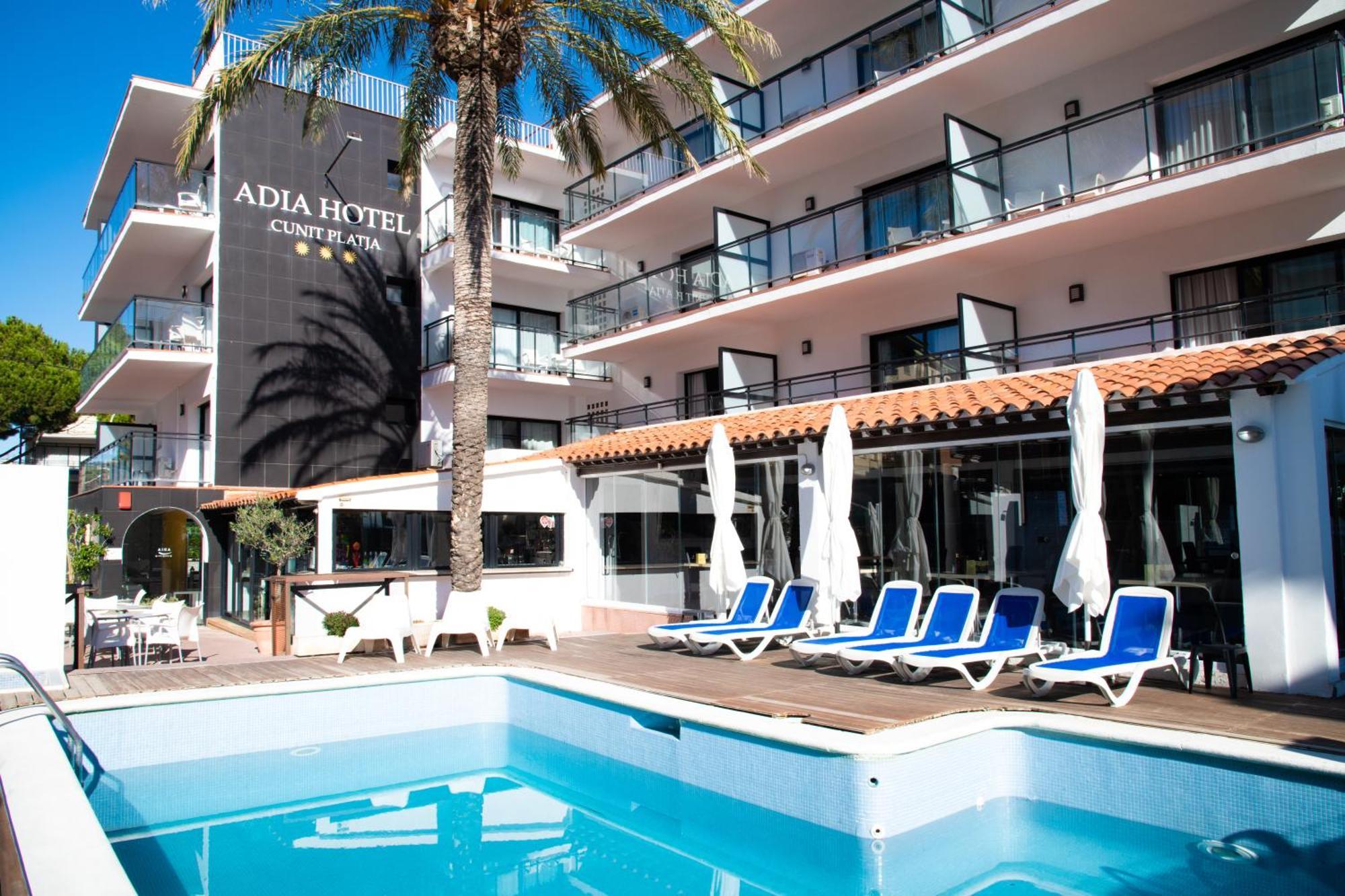 Adia Hotel Cunit Playa المظهر الخارجي الصورة