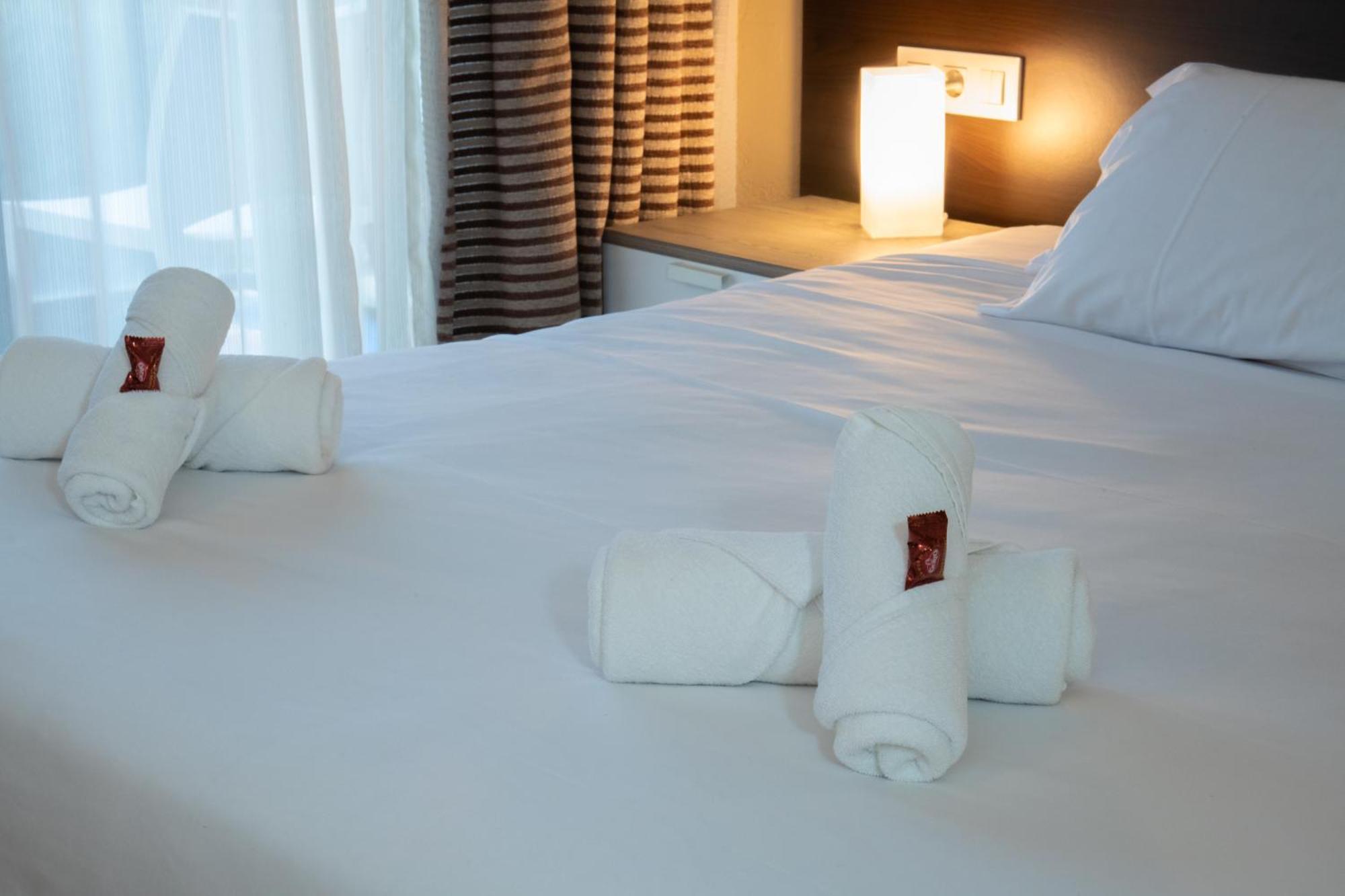 Adia Hotel Cunit Playa المظهر الخارجي الصورة